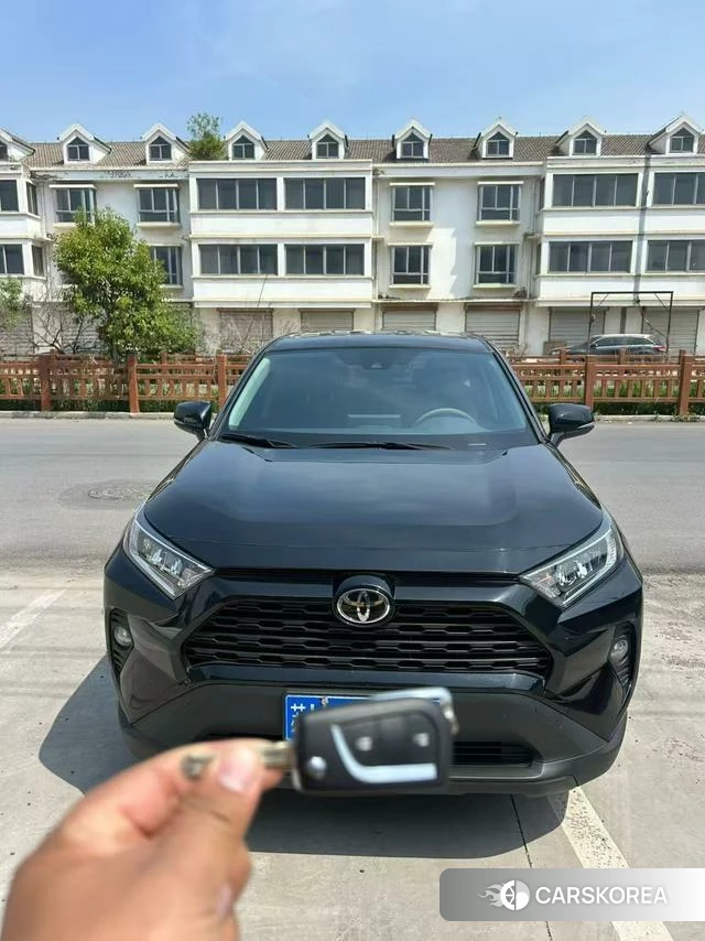 Toyota RAV4 Rongfang 2023 Черный из Китая, фото 2