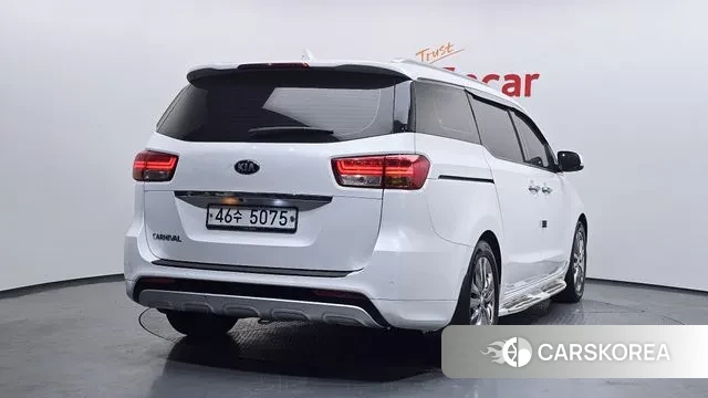 Kia All New Carnival id 3687625 из Кореи 12