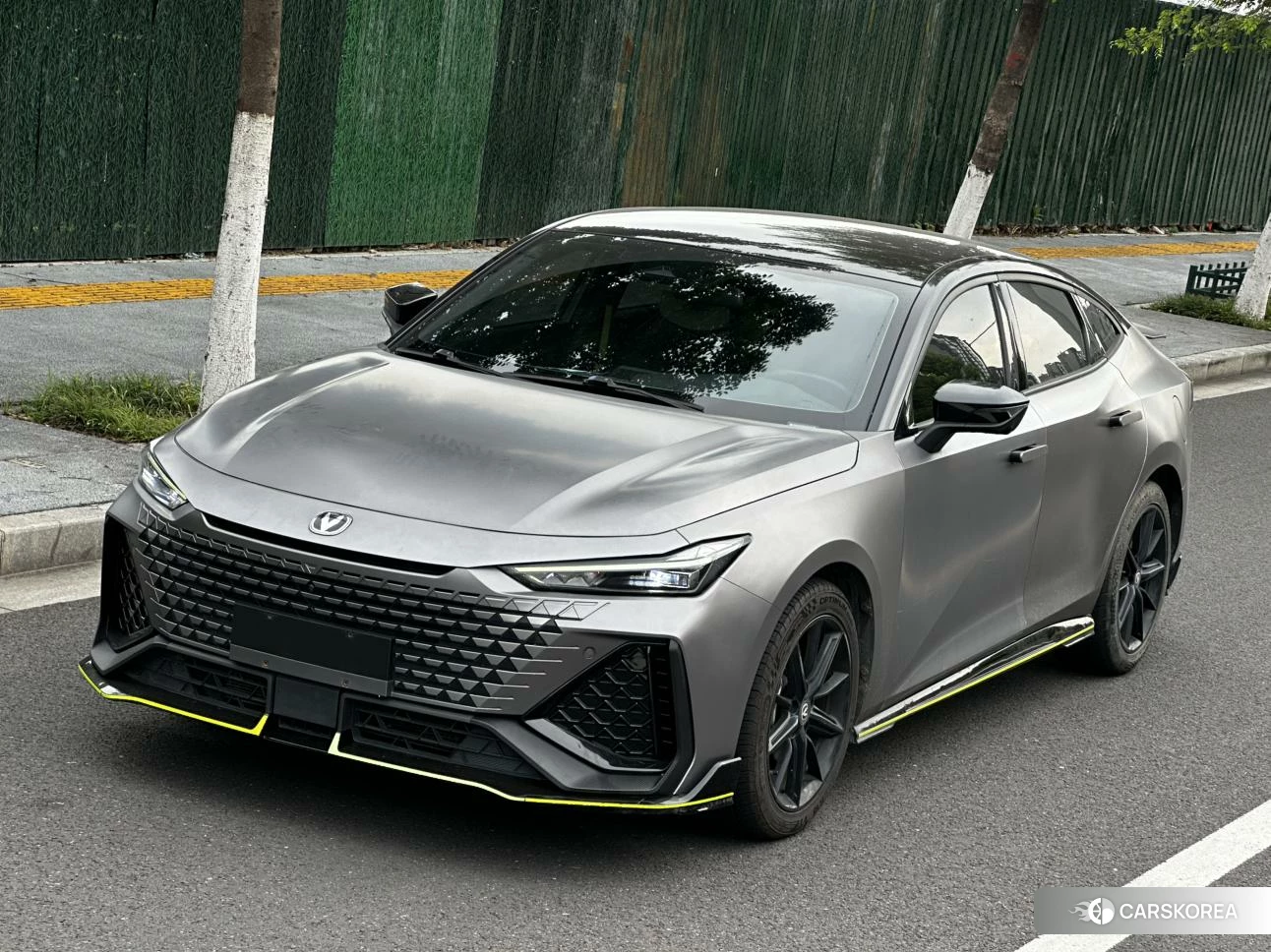 Chang'an UNI-V 2022 Темно-серый из Китая, фото 4