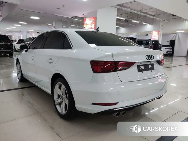 Audi A3 2021 Белый из Китая, фото 3