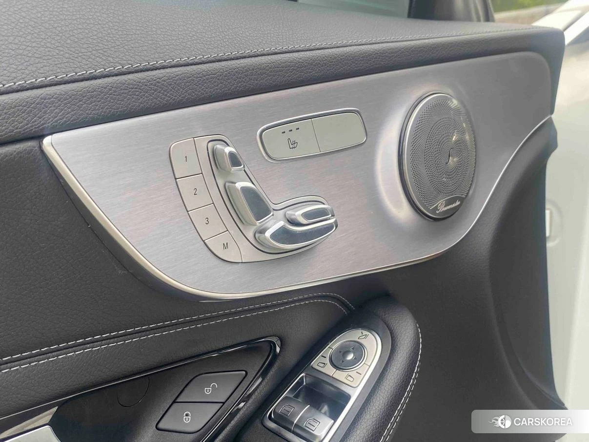 Mercedes-Benz Class C (imported) 2020 Белый из Китая, фото 3