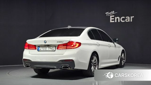 BMW 5 Series (G30) id 4683975 из Кореи 12