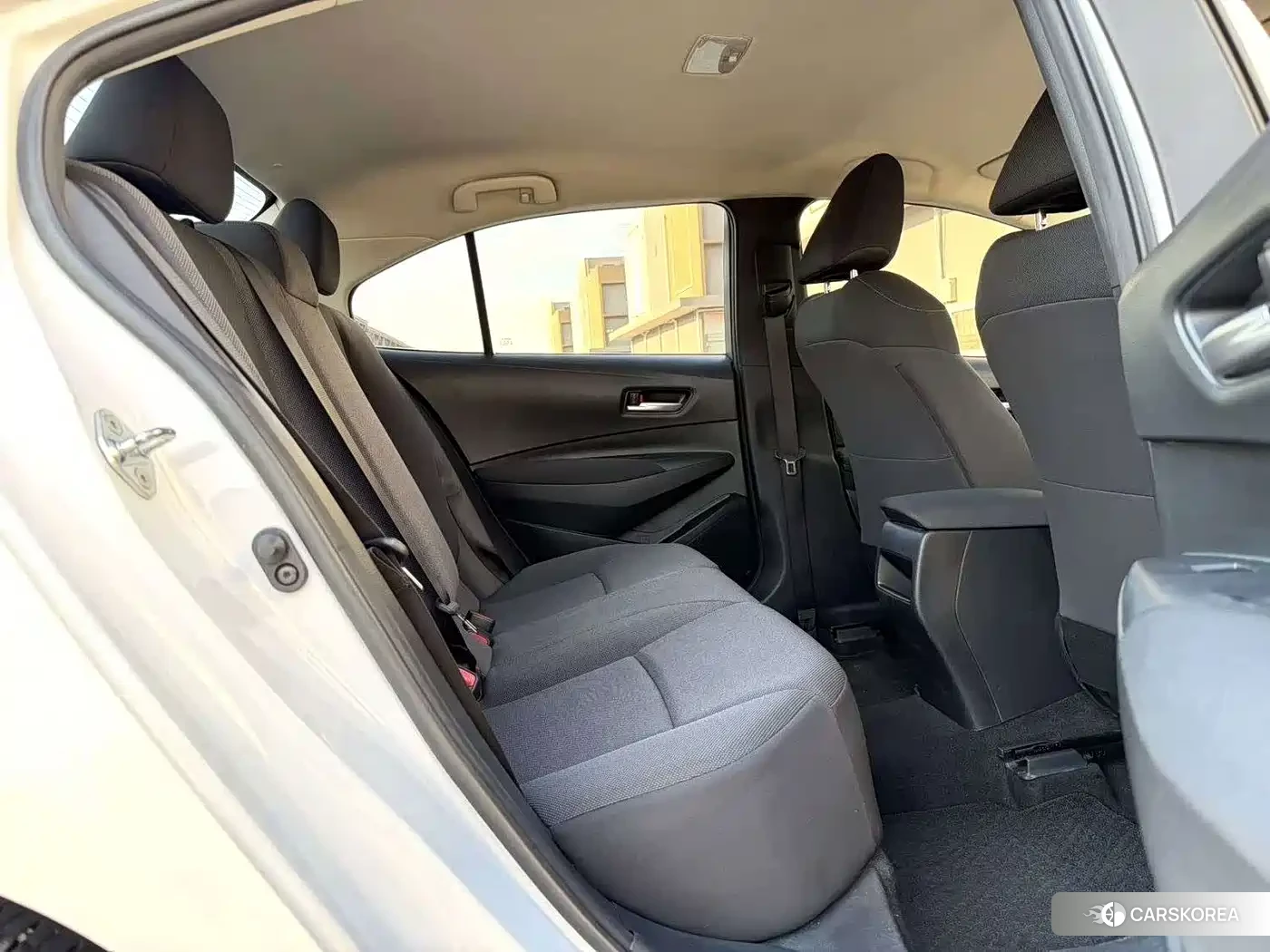 Toyota Corolla 2024 Белый из Китая, фото 5
