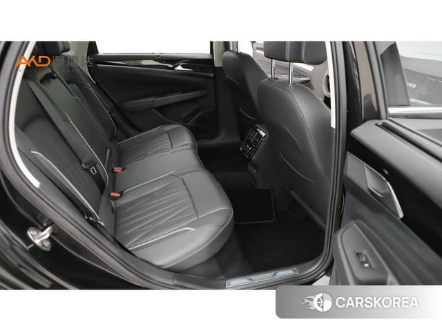 Volkswagen Passat 2022 Черный из Китая, фото 2