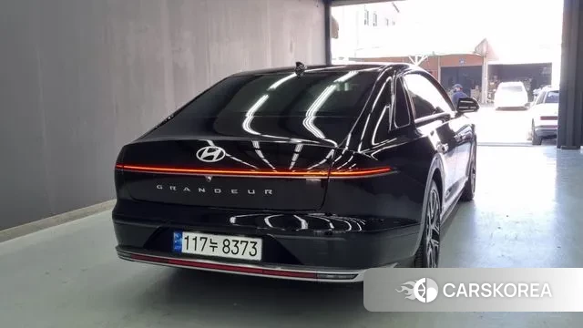 Hyundai Grandeur (GN7) id 3327937 из Кореи 10