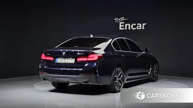 BMW 5 Series (G30) id 3378631 из Кореи 12