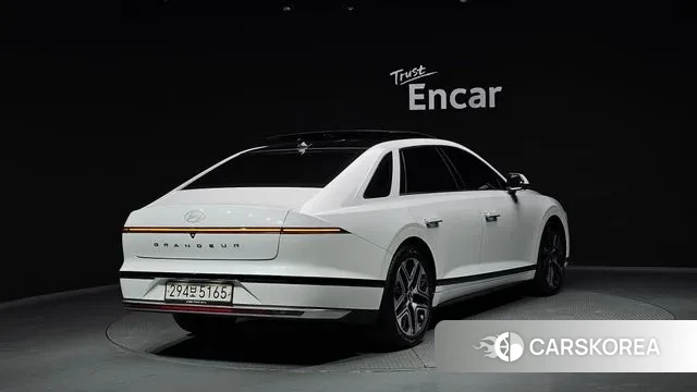 Hyundai Grandeur (GN7) id 3512850 из Кореи 12