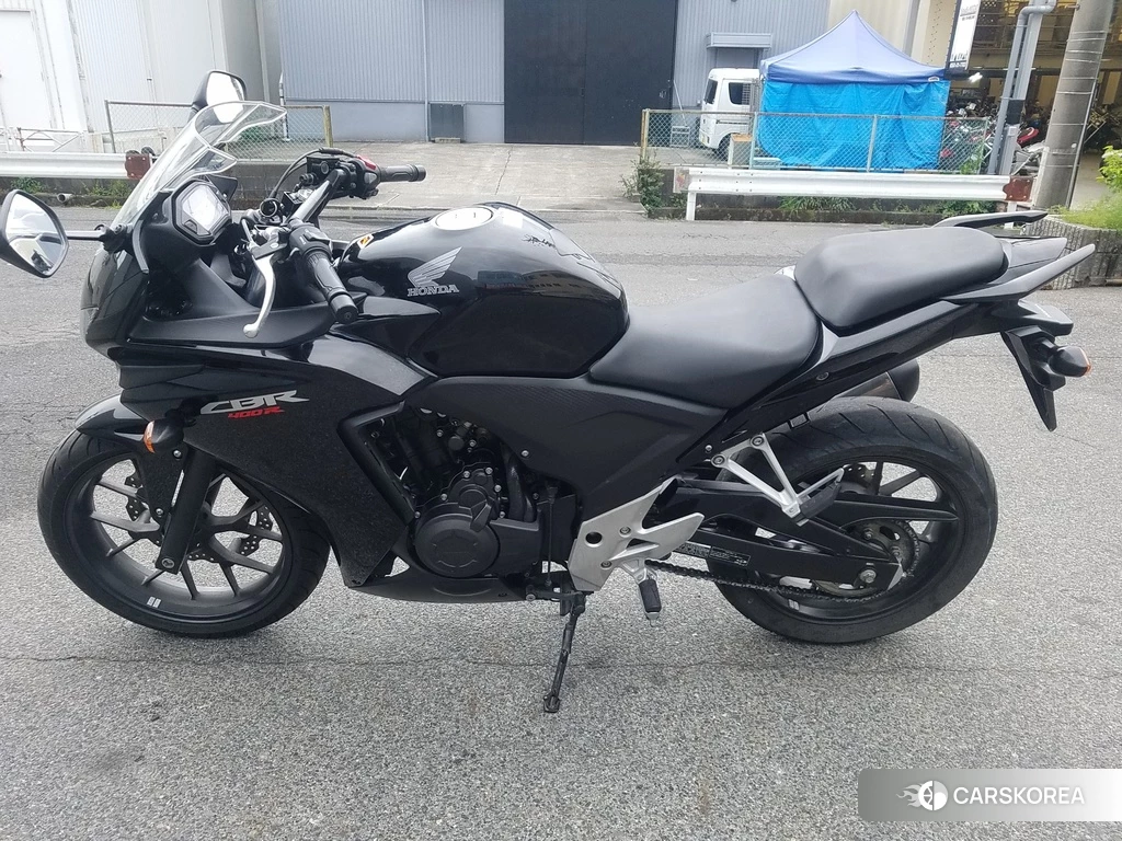 Проданный Honda CBR400R 2013 из Японии, фото 2