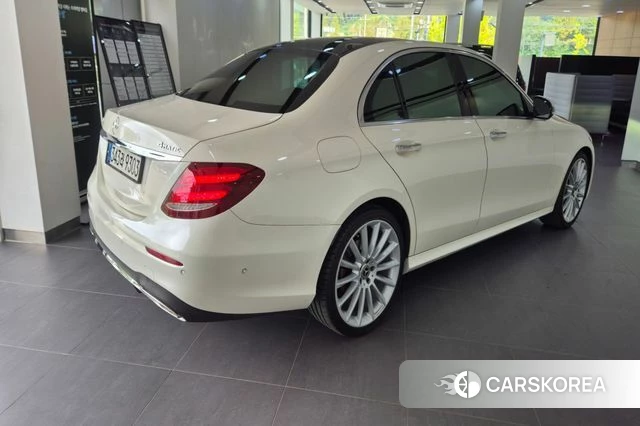 Mercedes-Benz E-Class W213 id 4722633 из Кореи 10