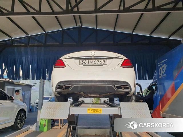 Mercedes-Benz C-Class W205 2019 Белый из Кореи, фото 2