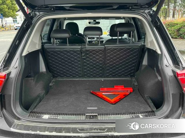 Volkswagen Tiguan L 2021 Черный из Китая, фото 2