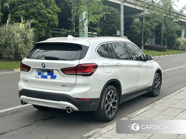 BMW X1 2022 Белый из Китая