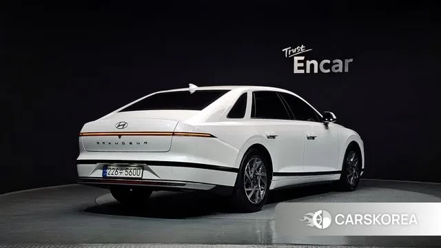 Hyundai Grandeur Hybrid (GN7) id 3576639 из Кореи 12