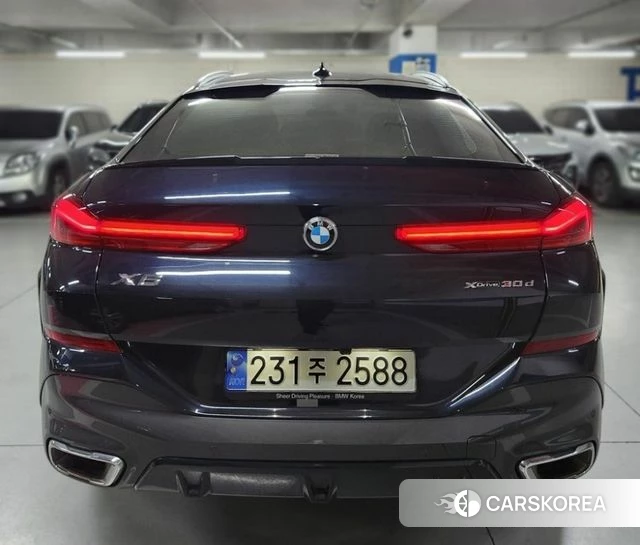 BMW X6 (G06) 2023 Черный из Кореи, фото 2