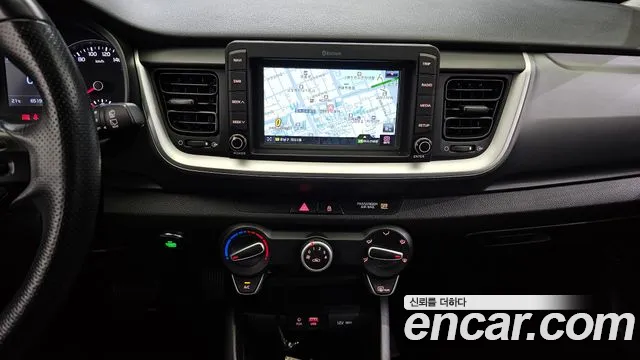 Kia Stonic id 2654514 из Кореи 12