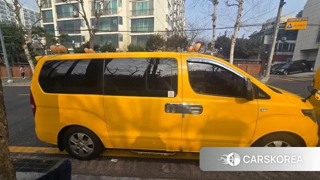 Hyundai The New Grand Starex 2018 Желтый из Кореи, фото 2
