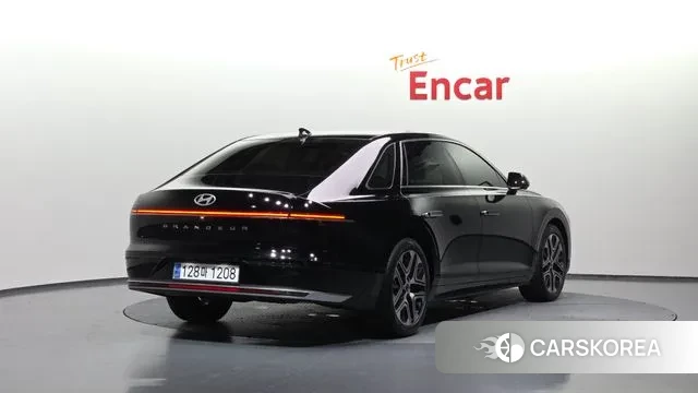 Hyundai Grandeur (GN7) id 3042973 из Кореи 12