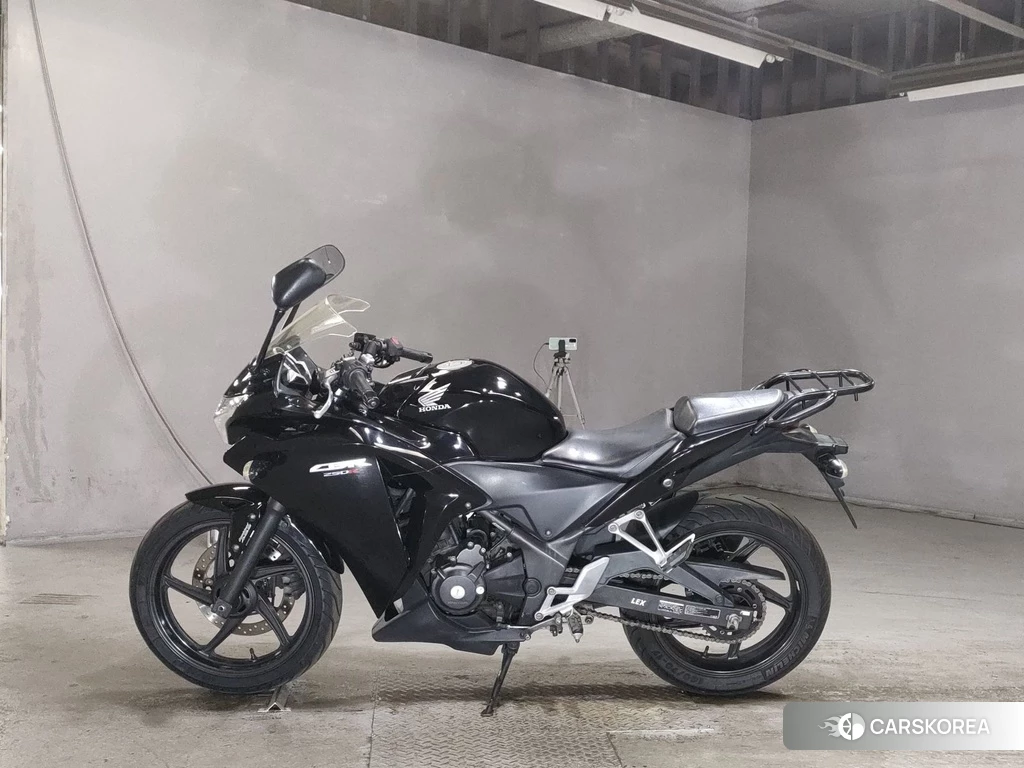 Проданный Honda CBR250R 2013 из Японии, фото 2