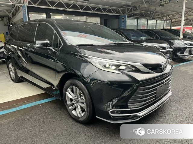 Toyota Saina id 4279038 из Китая 12