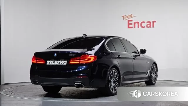 BMW 5 Series (G30) id 3646928 из Кореи 12