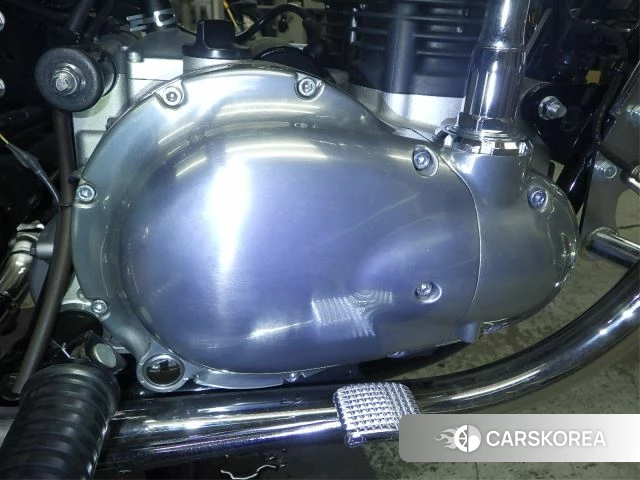 Engine photo