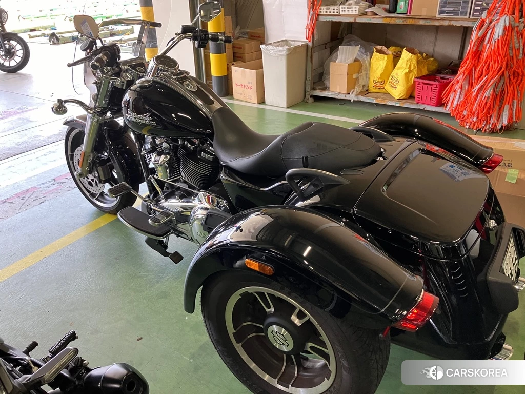 Проданный Harley-Davidson FREEWHEELER FLRT1740 2022 из Японии