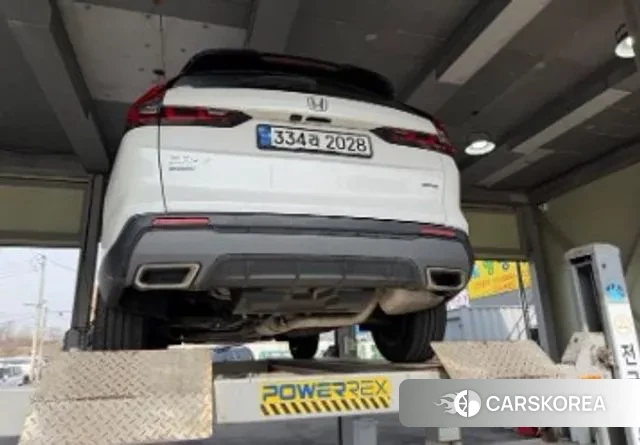 Honda CR-V 6th generation 2024 Белый из Кореи, фото 2