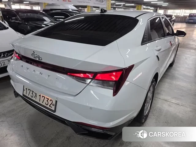 Hyundai Avante (CN7) id 3329972 из Кореи 8