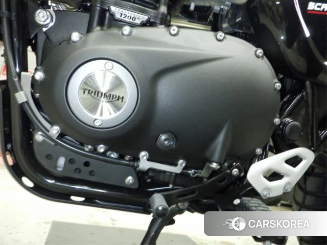 Engine photo