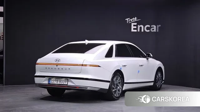 Hyundai Grandeur (GN7) id 3614987 из Кореи 12