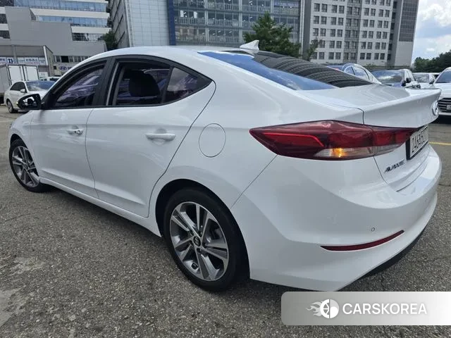 Hyundai Avante AD id 2973549 из Кореи 9