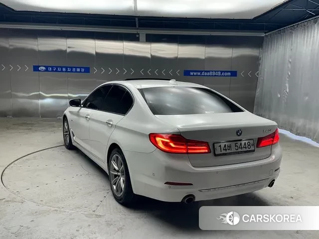 BMW 5 Series (G30) id 3713915 из Кореи 12