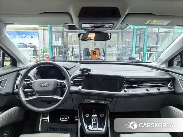 Audi Q5 e-tron 2023 Белый из Китая, фото 2
