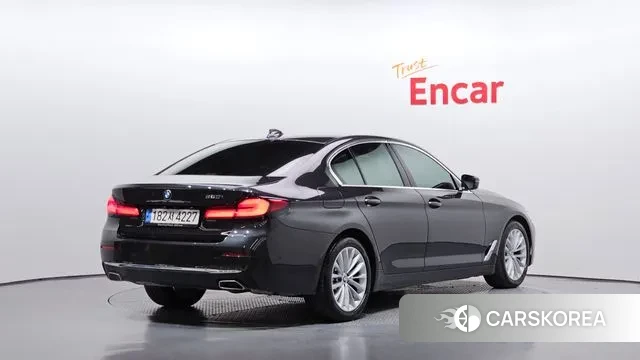 BMW 5 Series (G30) id 3354522 из Кореи 12