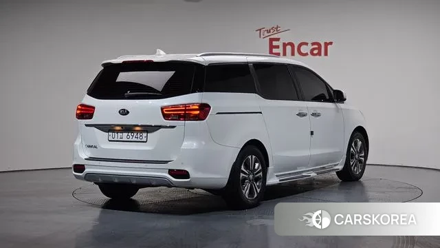 Kia The New Carnival id 3449479 из Кореи 12