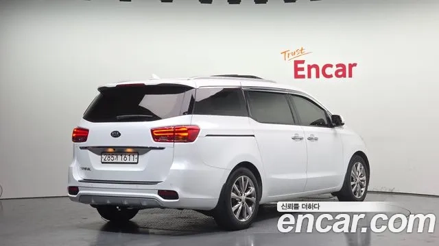 Kia The New Carnival id 2956284 из Кореи 12