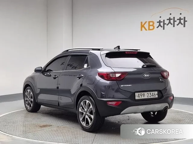 Kia Stonic id 3243735 из Кореи 10