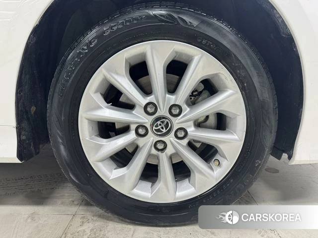 Toyota Corolla id 4255776 из Китая 12