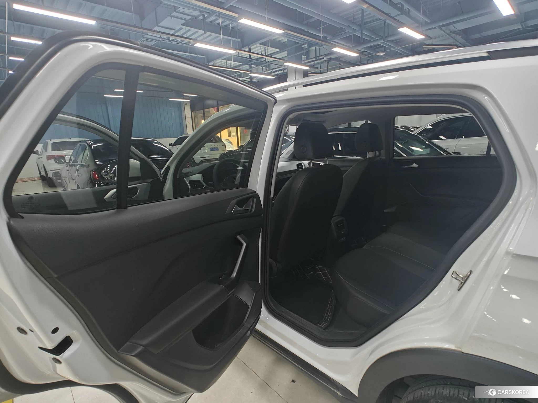 Volkswagen Exploring the shadow 2021 Белый из Китая, фото 6