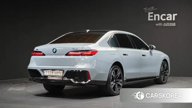 BMW 7 Series (G70) id 4757604 из Кореи 12