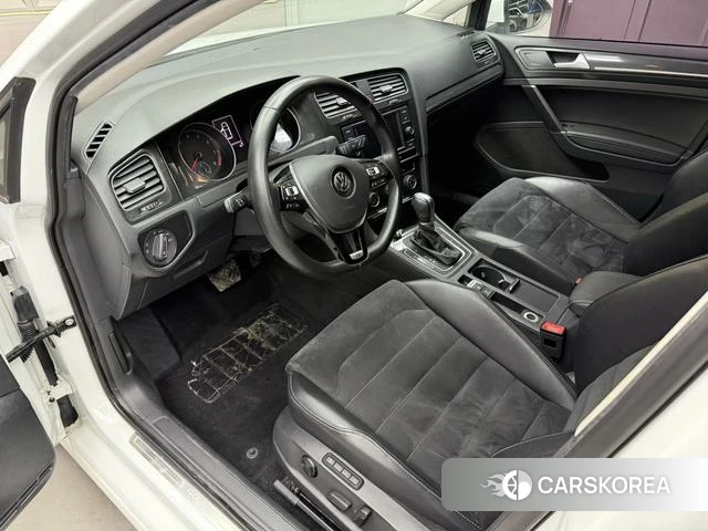 Volkswagen Golf id 4208740 из Китая 12