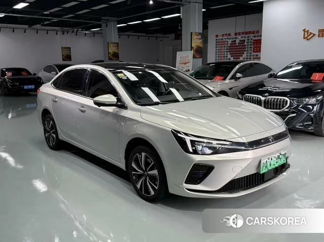 Feifan Automobile Feifan ER6 2021 Серебристо-серый из Китая, фото 2