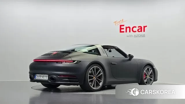 Porsche 911(992) id 3262703 из Кореи 12