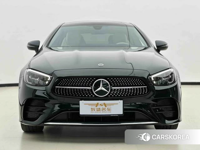 Mercedes-Benz E-class (imported) 2023 Зеленый из Китая, фото 2