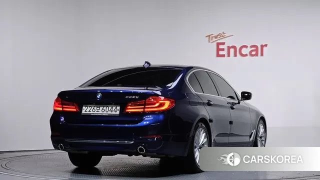 BMW 5 Series (G30) id 3464248 из Кореи 12