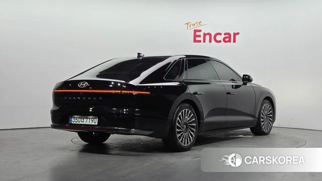 Hyundai Grandeur Hybrid (GN7) id 4302881 из Кореи 12