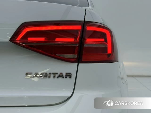 Volkswagen Sagitar id 4253721 из Китая 12