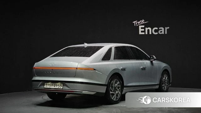 Hyundai Grandeur (GN7) id 3858493 из Кореи 12