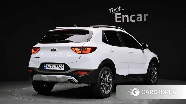 Kia Stonic id 3936021 из Кореи 12