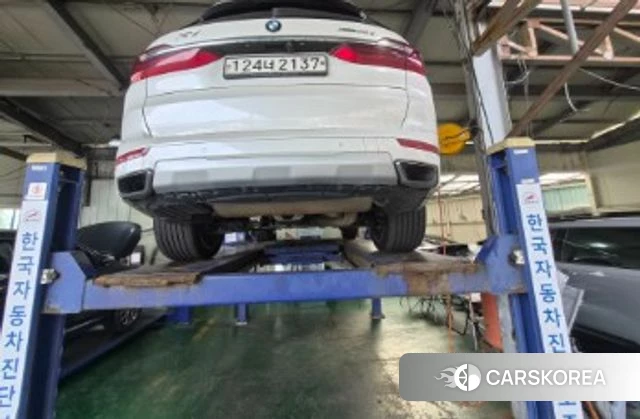 BMW X7 (G07) 2020 Белый из Кореи, фото 2